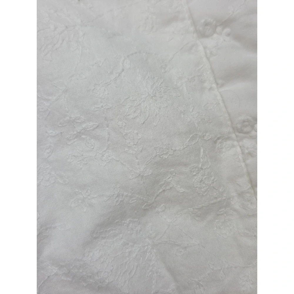 2 Simply Shabby Chic White‎ Pillow Shams Patchwork Quilted Standard Set 2010